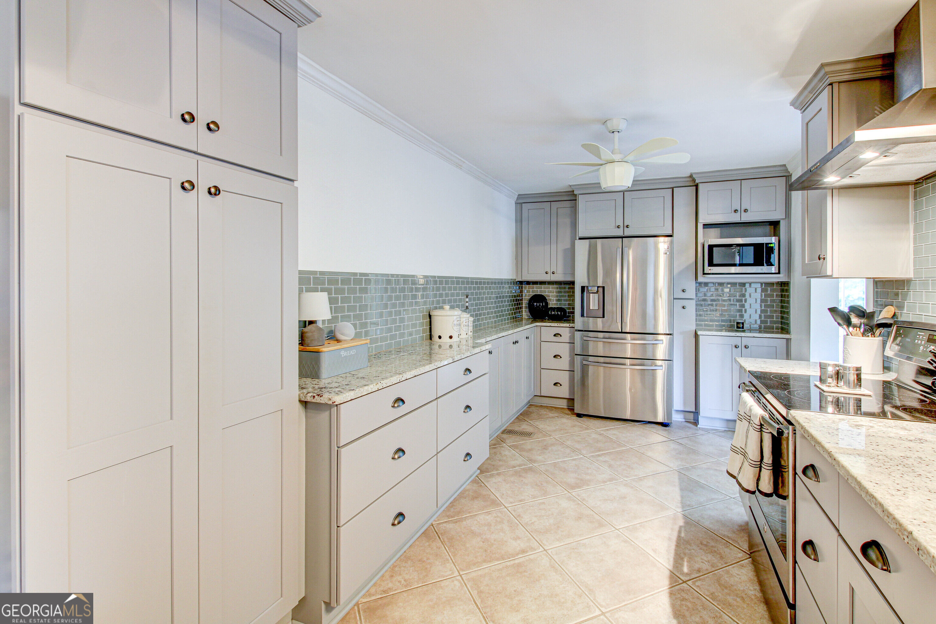 3861 Post Road Property Photo 43