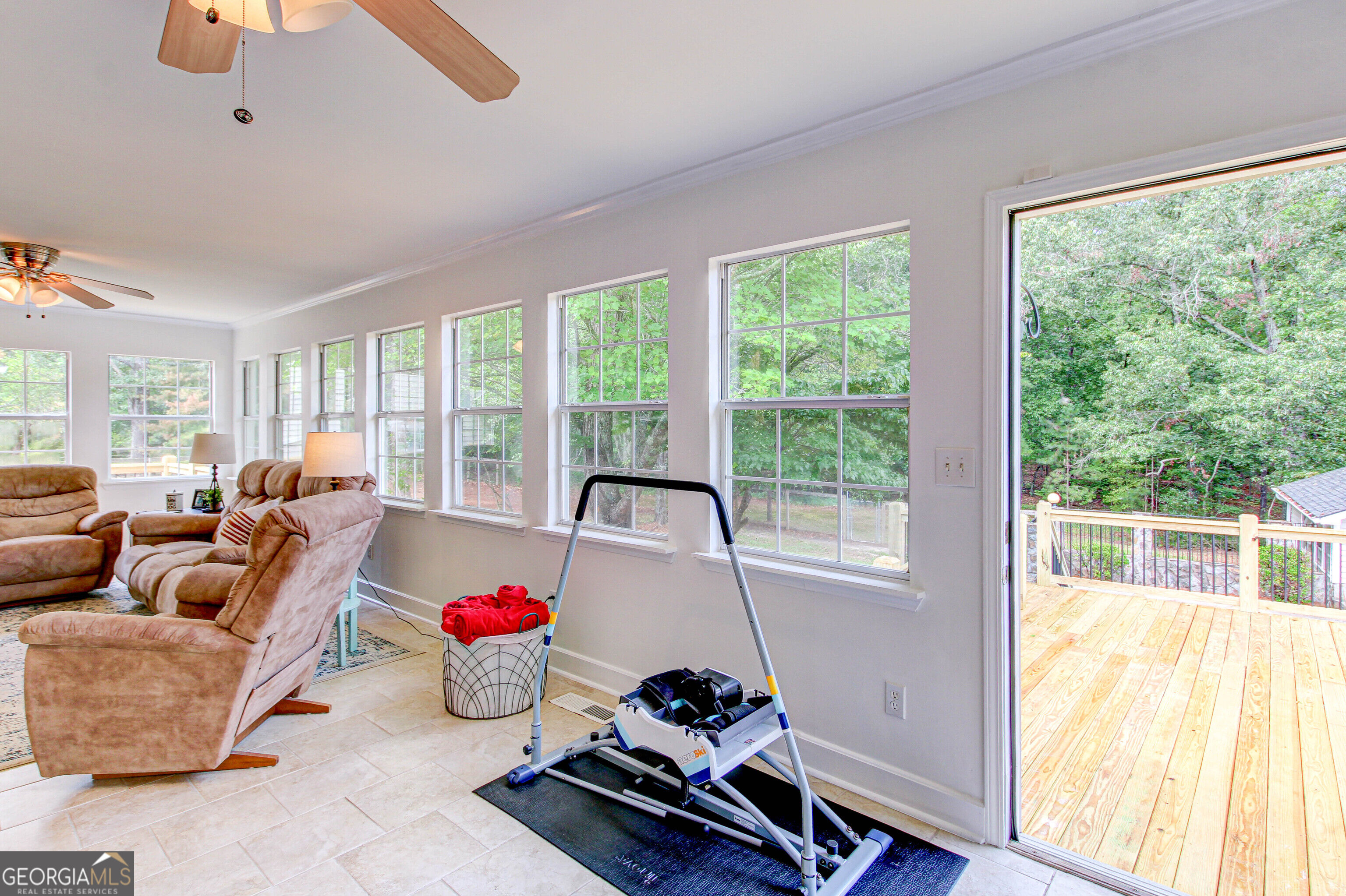 3861 Post Road Property Photo 100