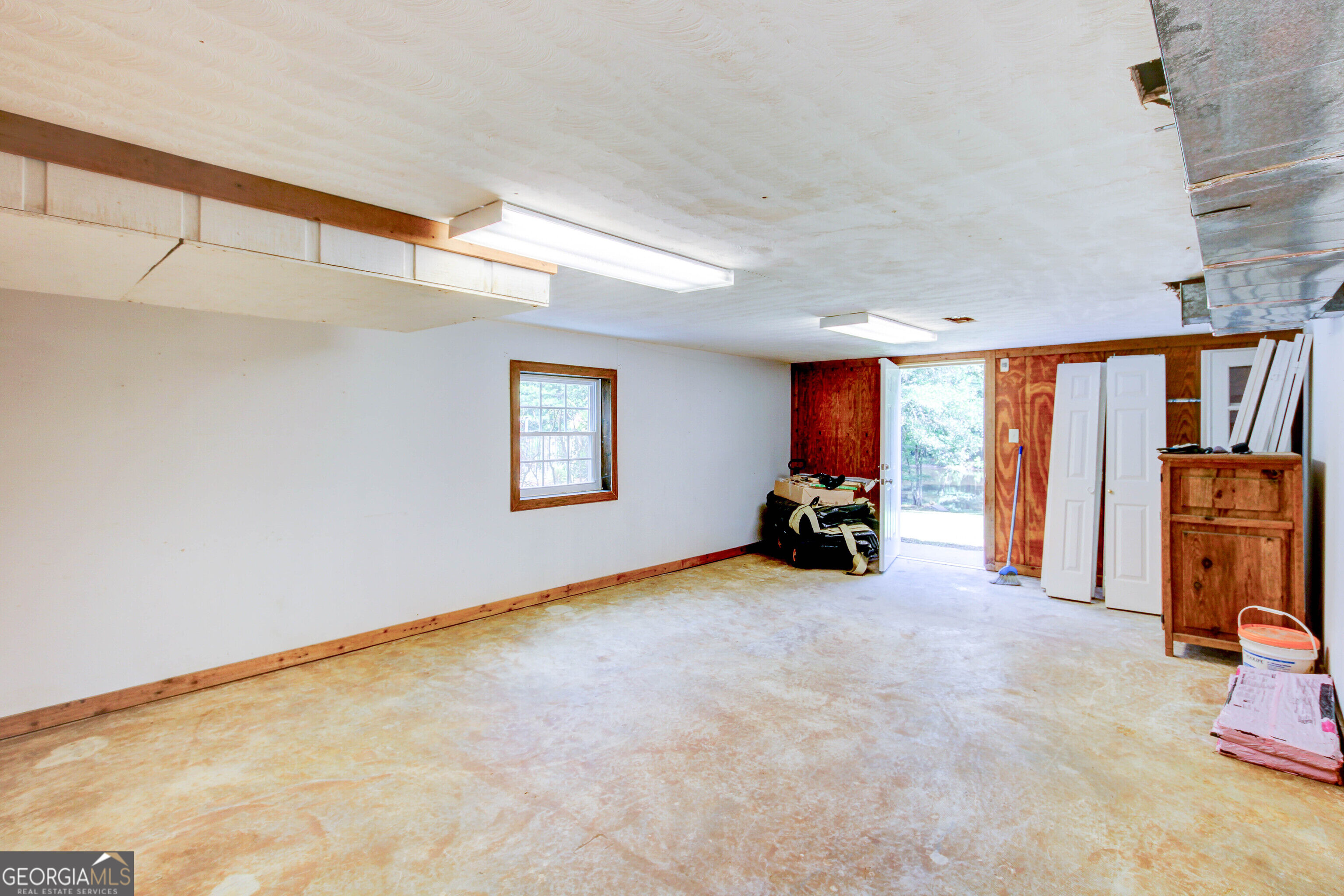 3861 Post Road Property Photo 118