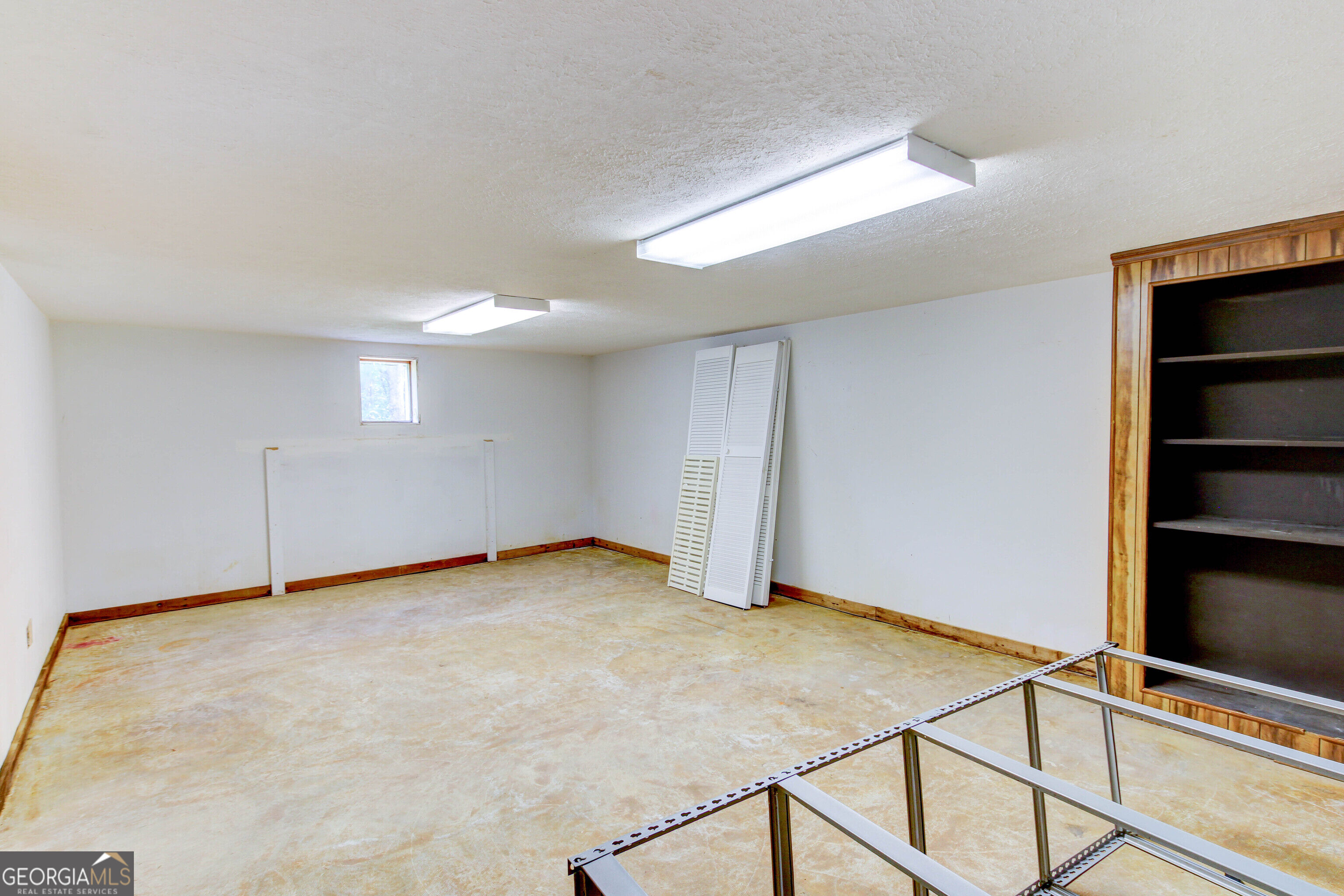 3861 Post Road Property Photo 120