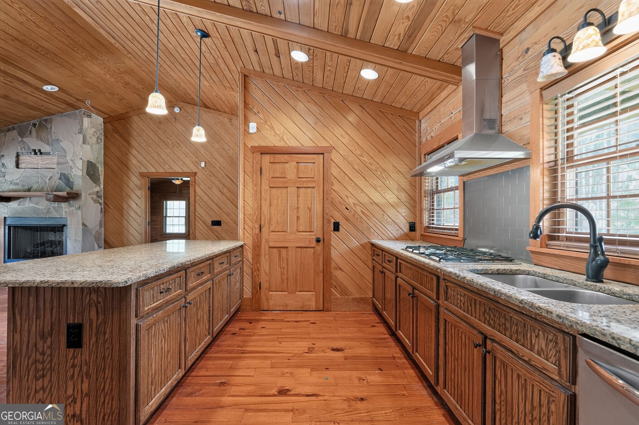 1293 Pine Ridge Drive Property Photo 10
