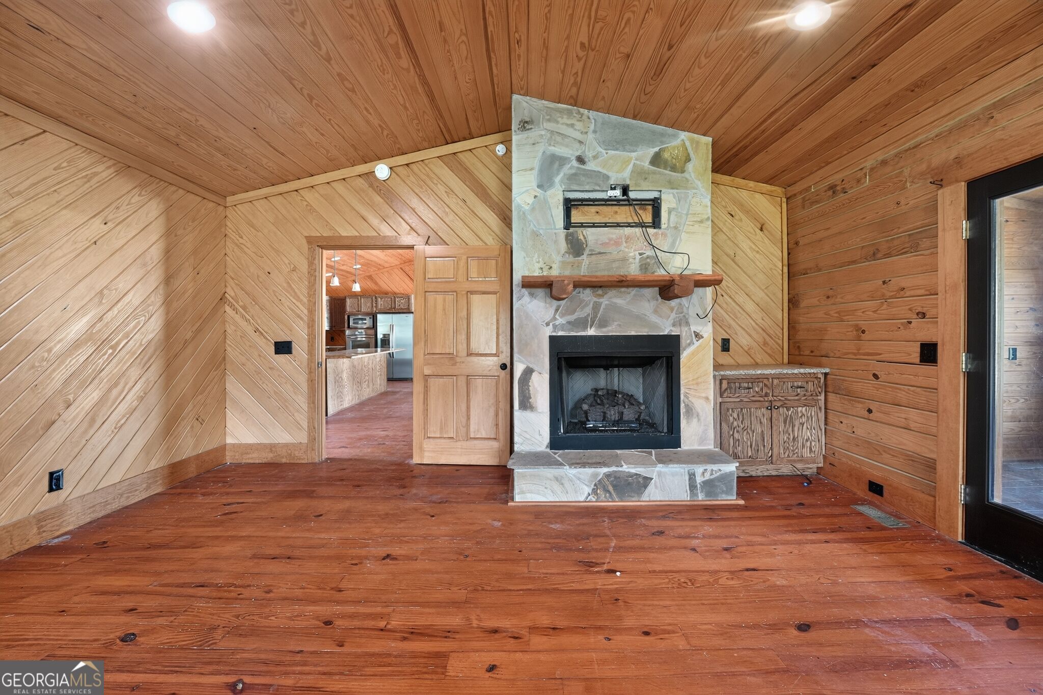 1293 Pine Ridge Drive Property Photo 17