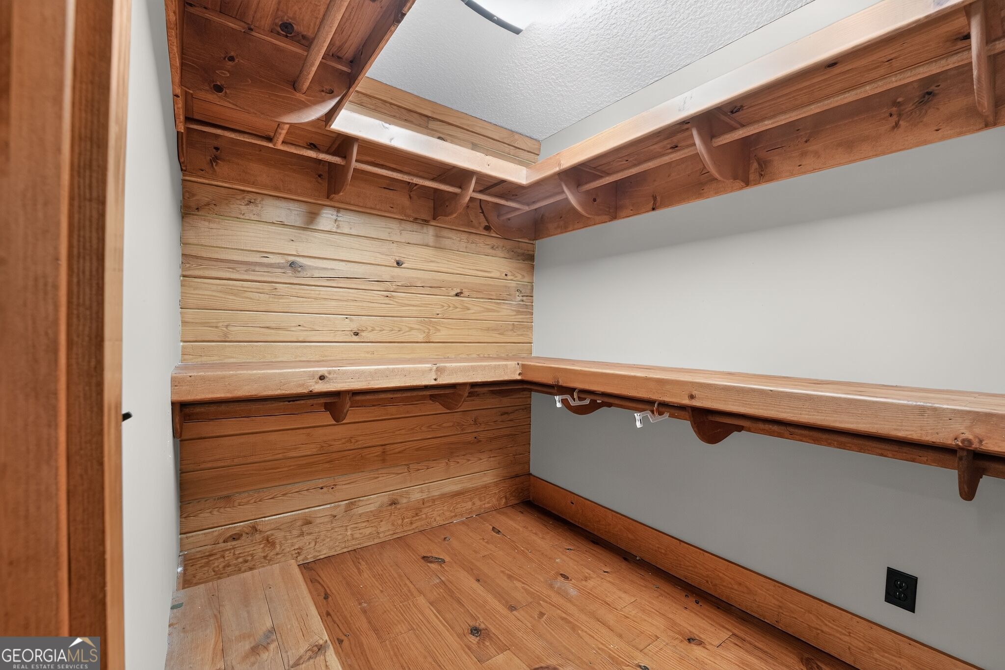 1293 Pine Ridge Drive Property Photo 27