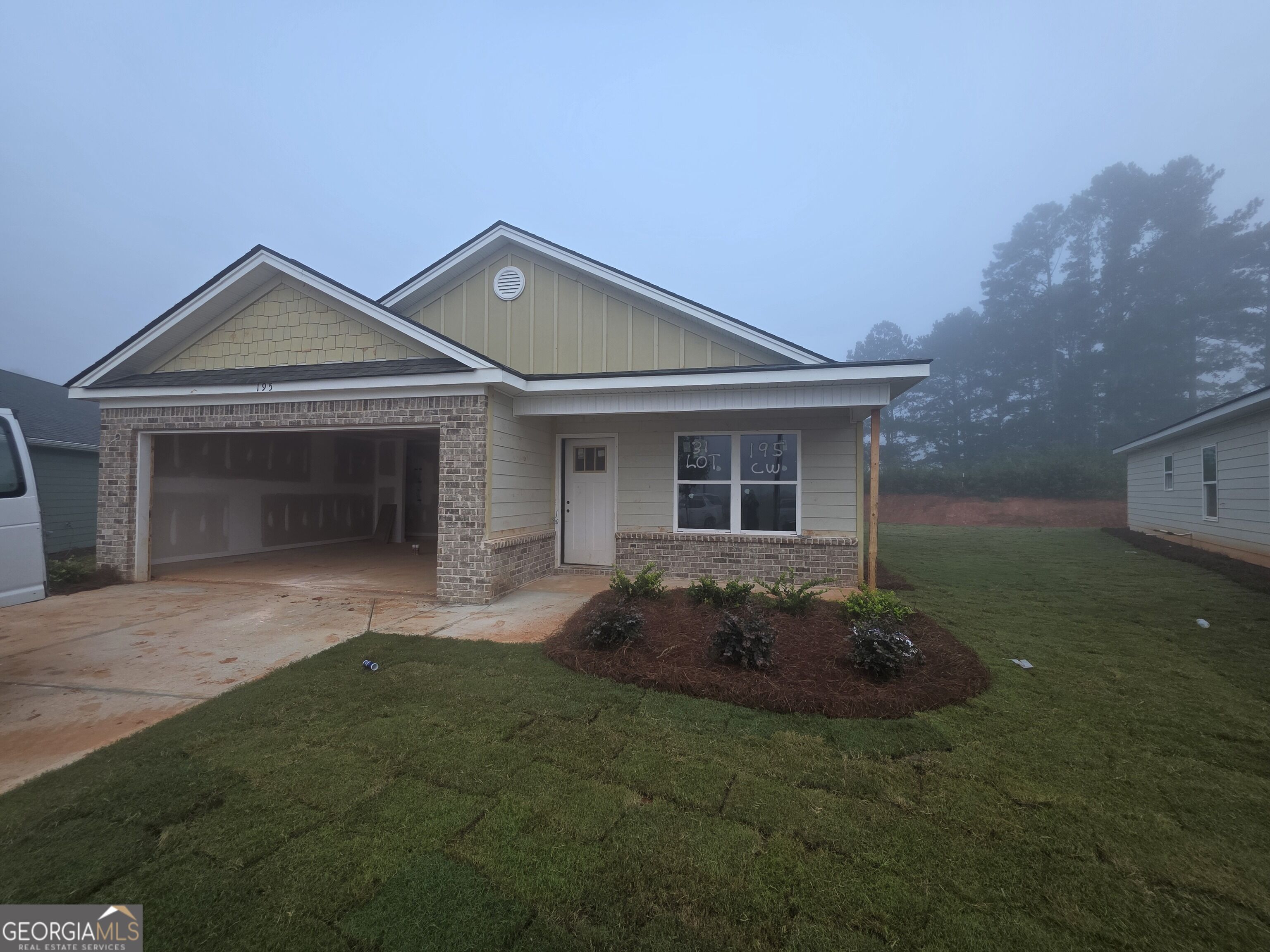 195 Charlie Way # 31 Property Photo 1