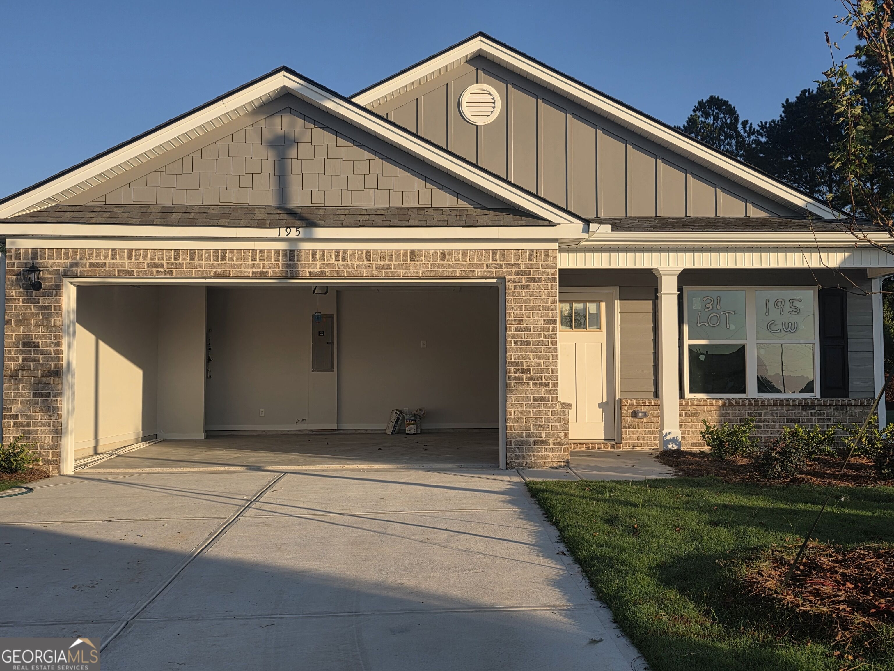 195 Charlie Way # 31 Property Photo 1