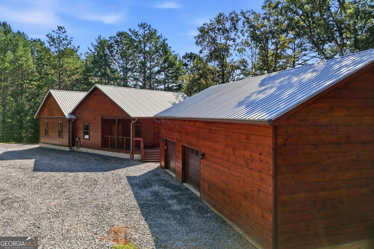 114 Hideaway Trail Property Photo 4