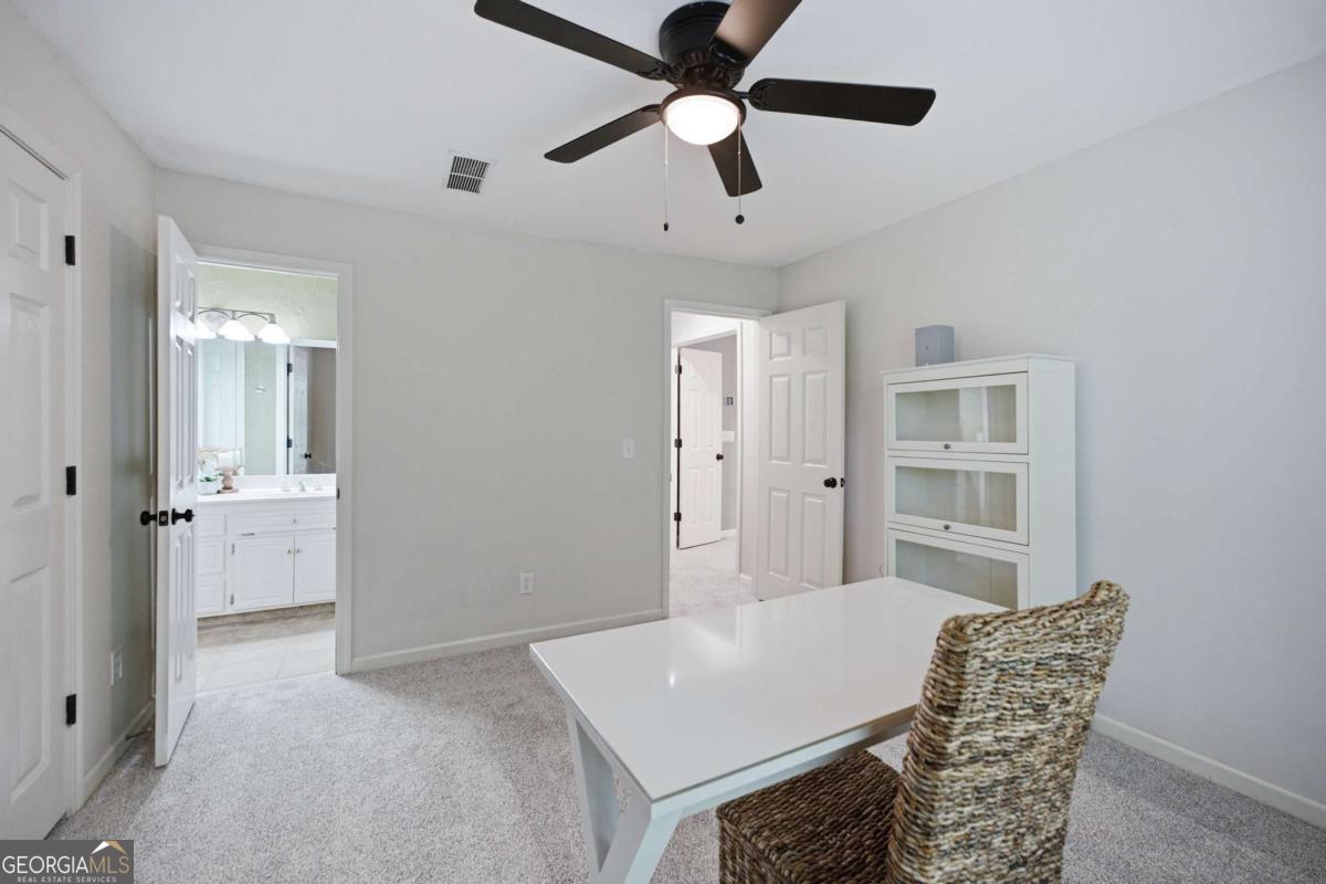 1053 Longwood Drive Property Photo 39