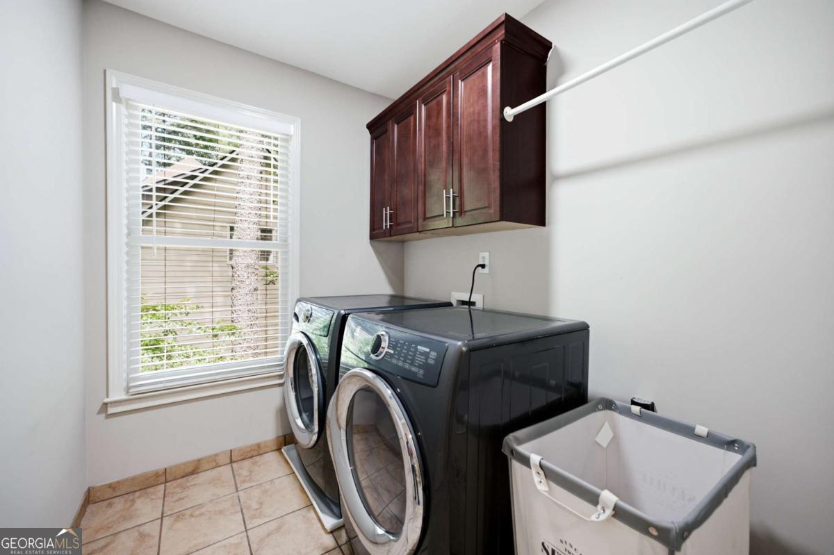 1053 Longwood Drive Property Photo 44