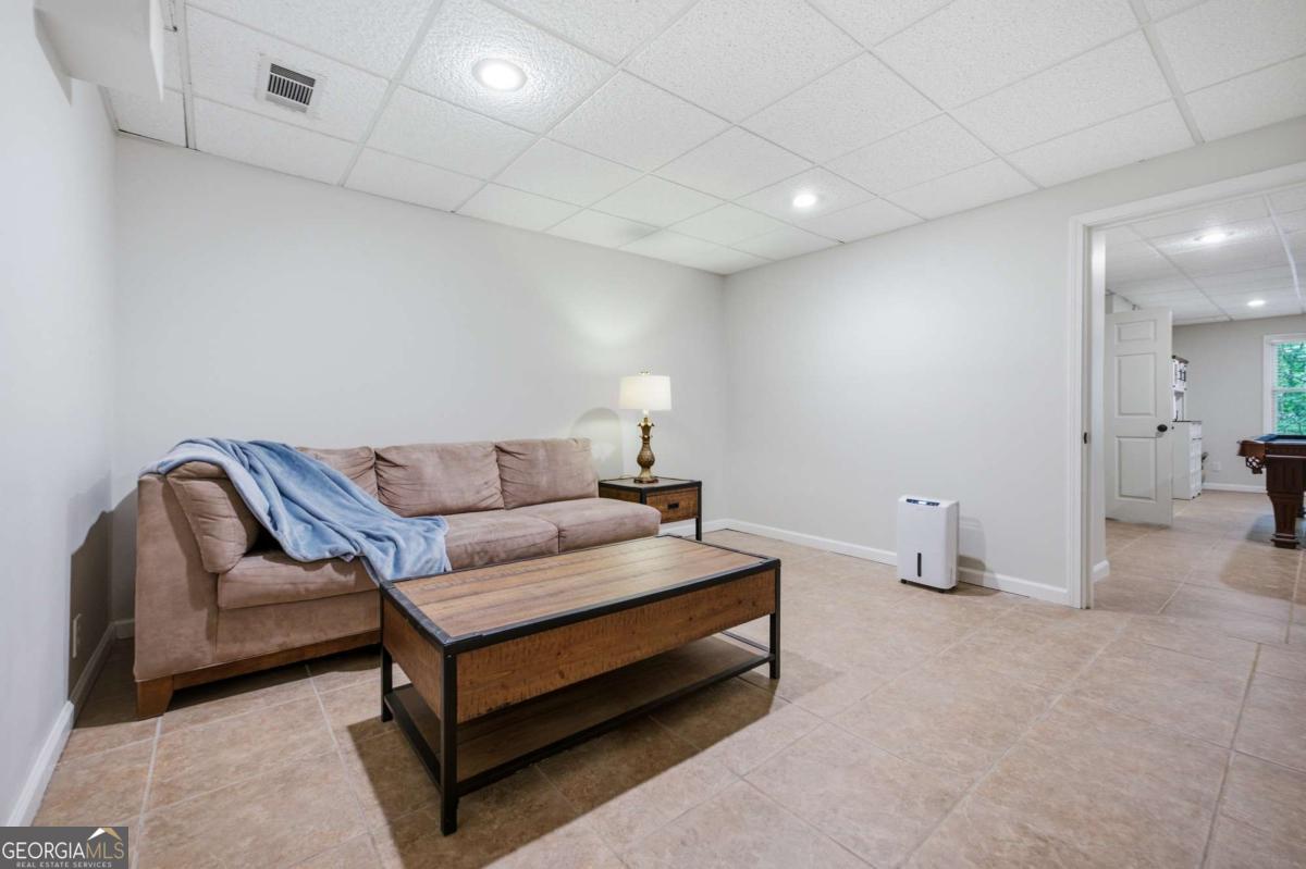 1053 Longwood Drive Property Photo 46