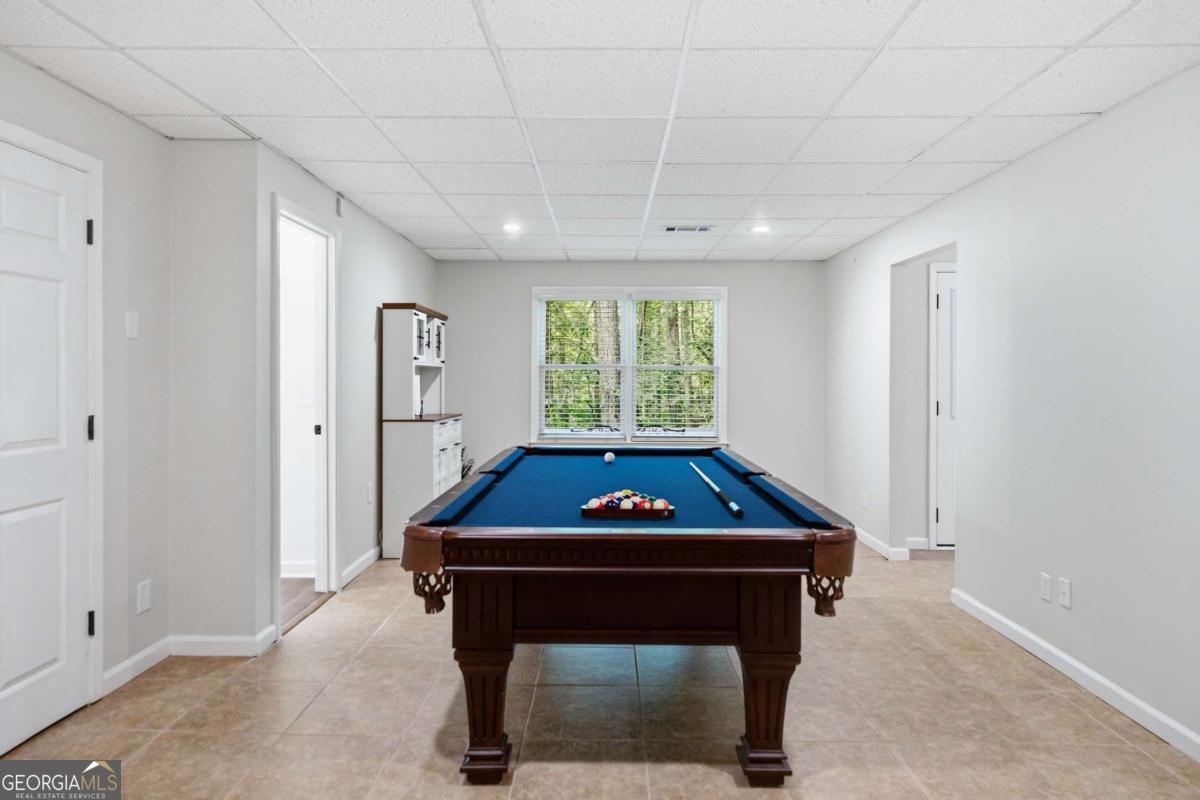 1053 Longwood Drive Property Photo 47