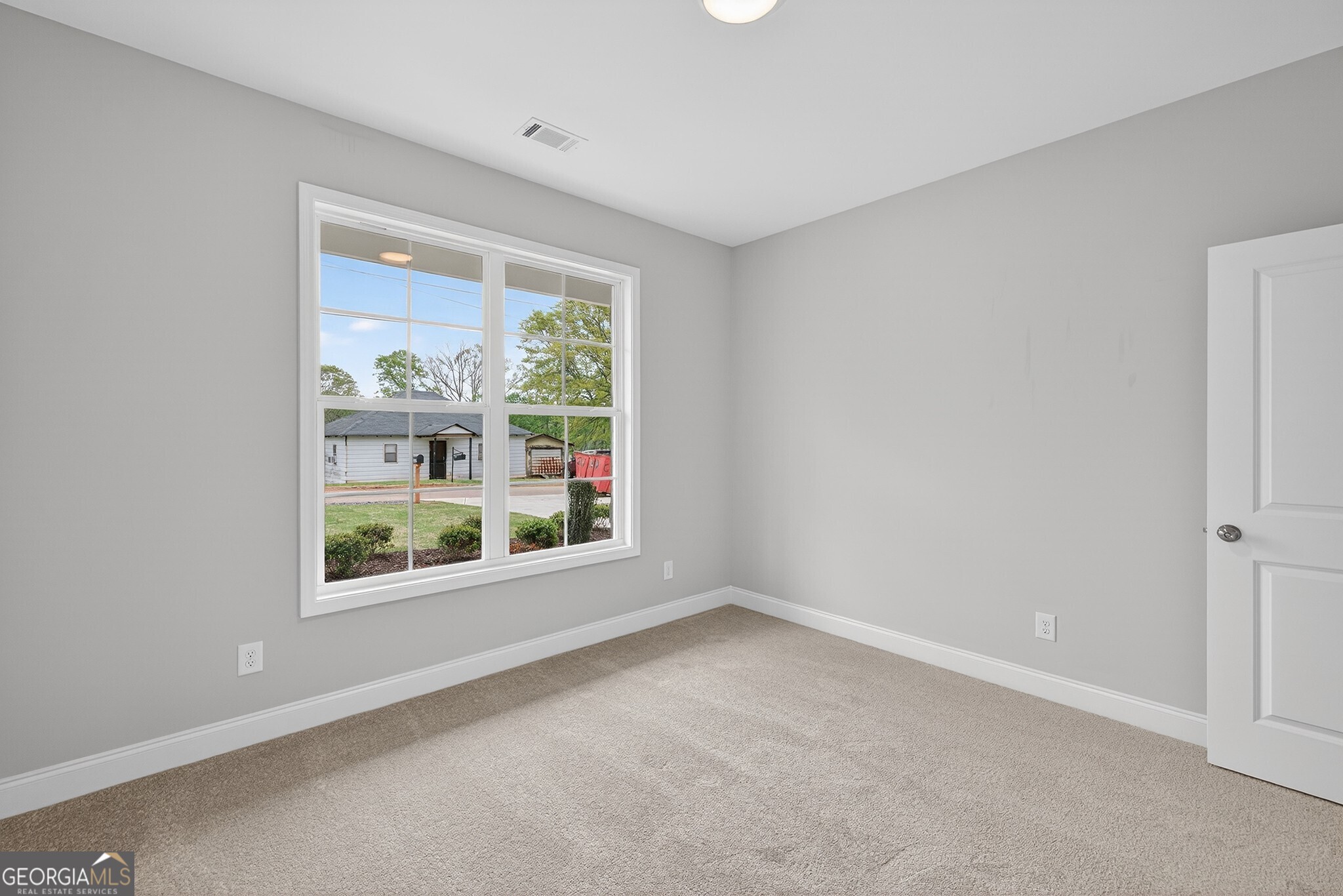 4862 White Street Property Photo 15