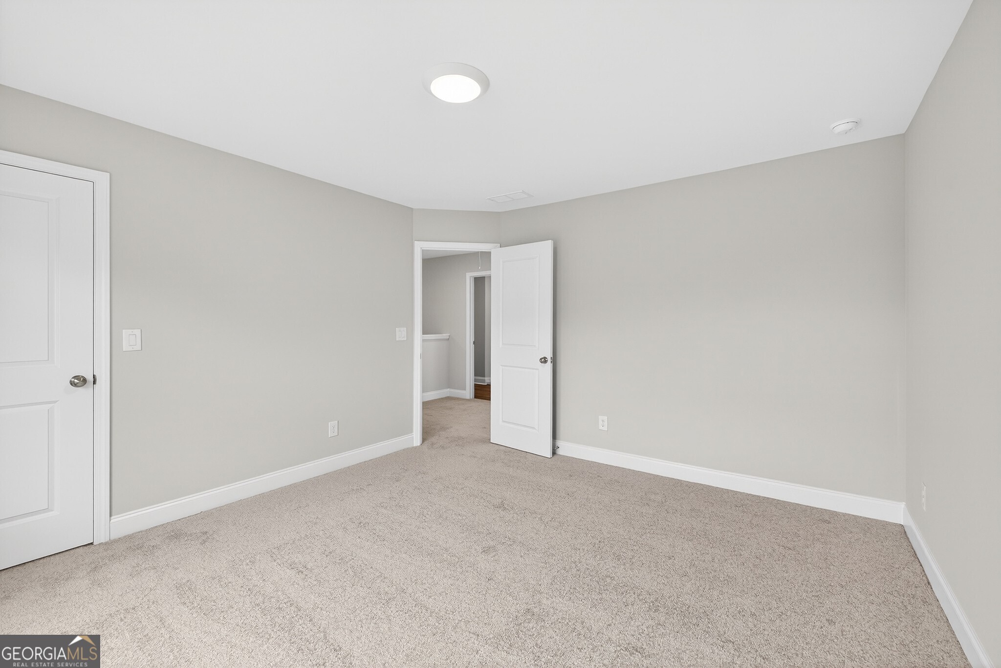 4862 White Street Property Photo 23