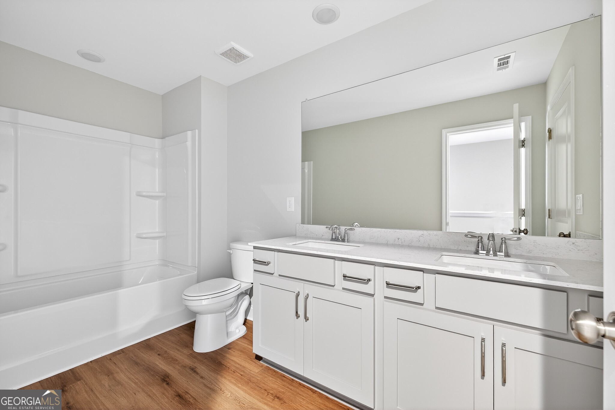 4862 White Street Property Photo 25