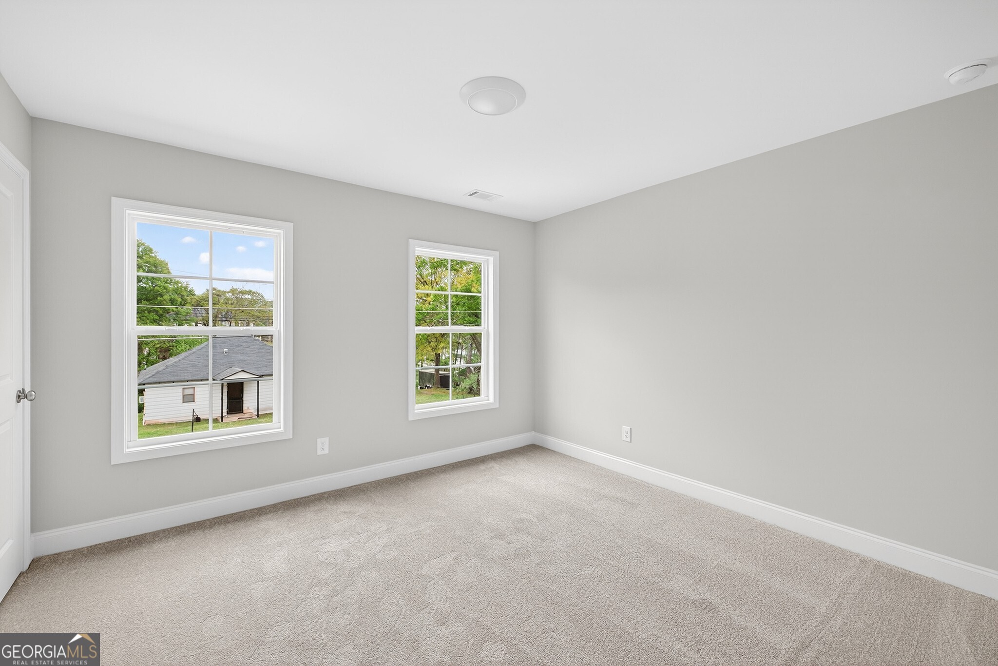 4862 White Street Property Photo 26