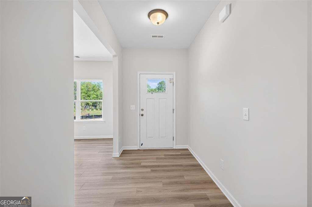 103 Meadowview Court Property Photo 5
