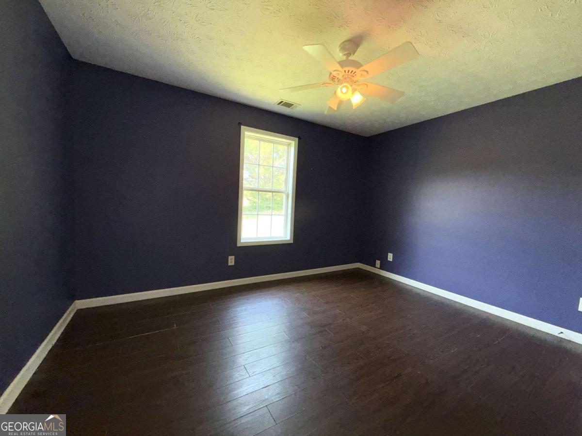 135 Windhaven Place Property Photo 24