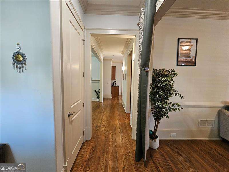 10924 Waters Road Property Photo 14