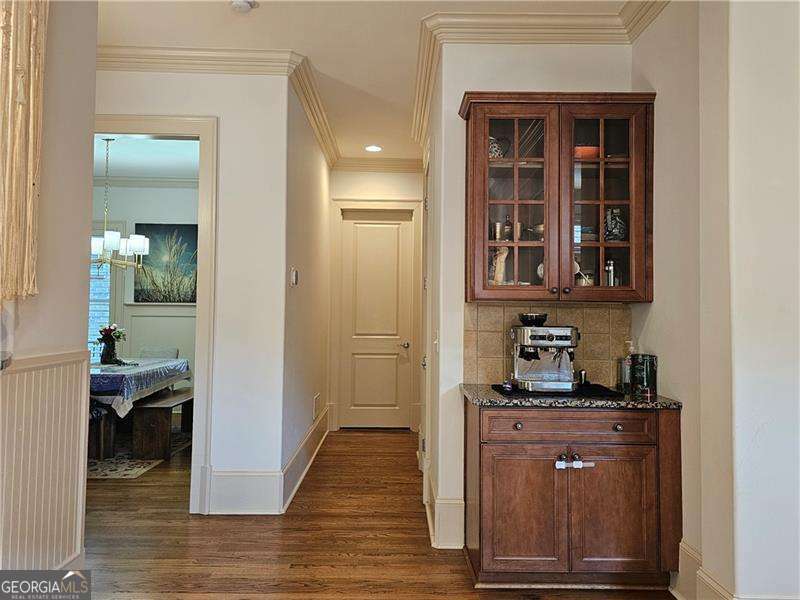 10924 Waters Road Property Photo 15