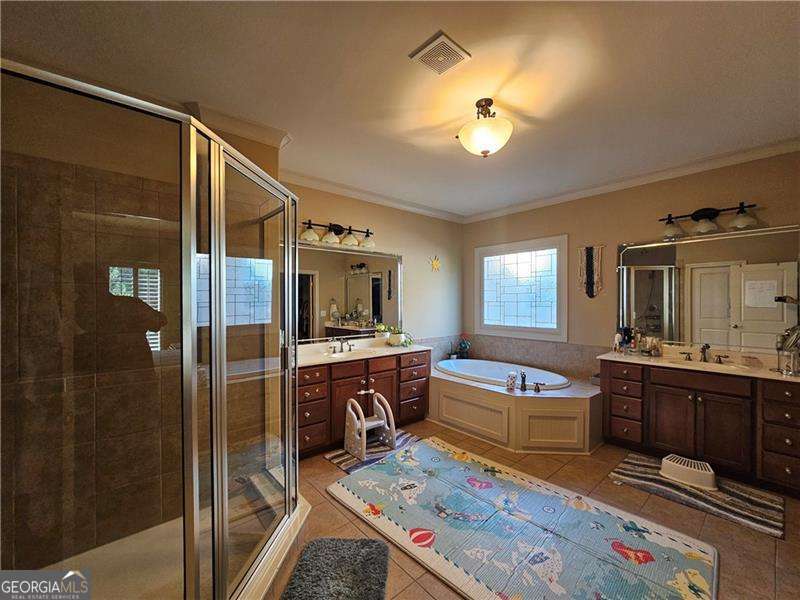 10924 Waters Road Property Photo 27
