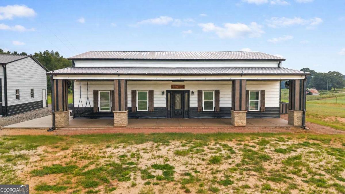 7120 Neese Commerce Road Property Photo 2