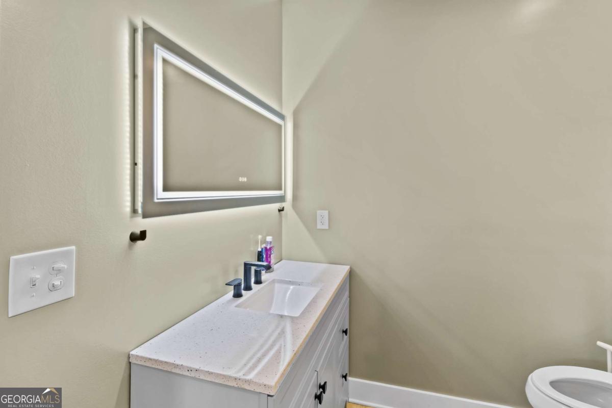 7120 Neese Commerce Road Property Photo 42
