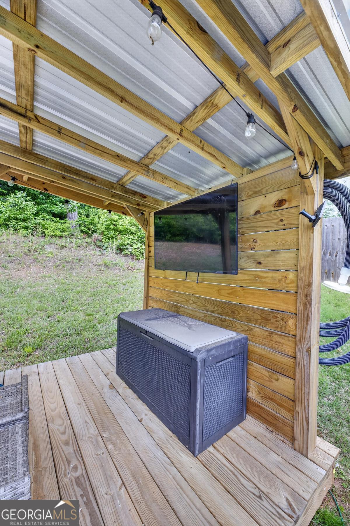 141 Lindsey Drive Property Photo 25