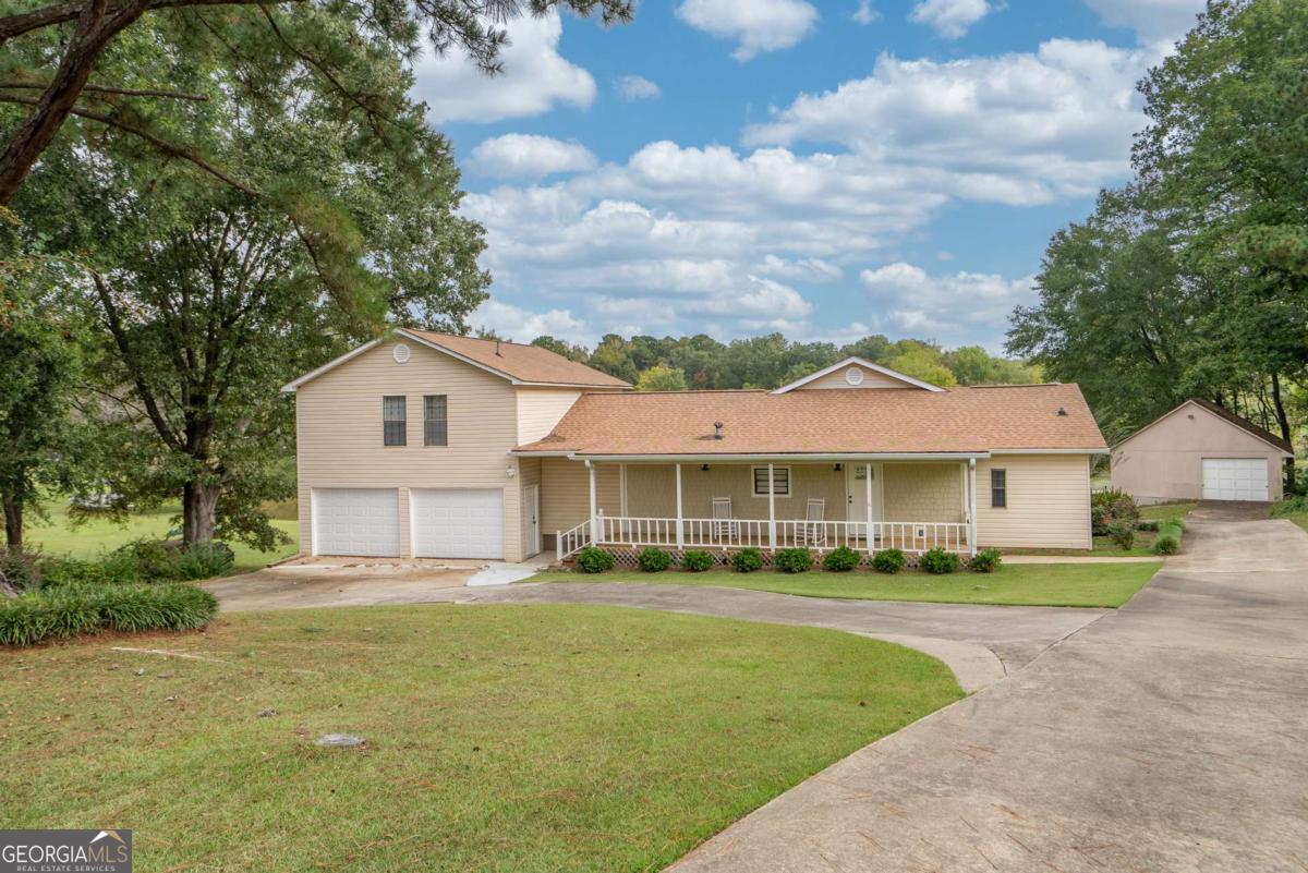 1180 Green Briar Drive Property Photo 2