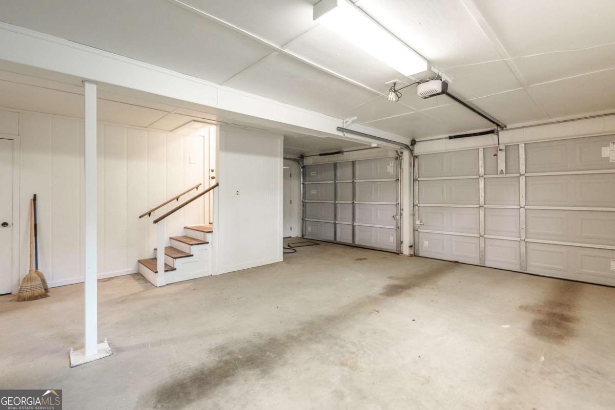 1180 Green Briar Drive Property Photo 38