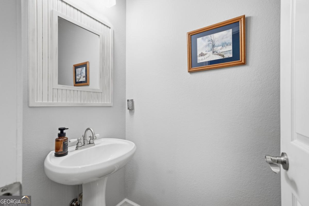 387 Leonard Evans Road Property Photo 20