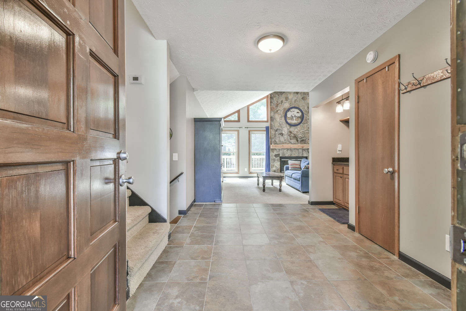 3829 Lamplighter Circle Property Photo 6