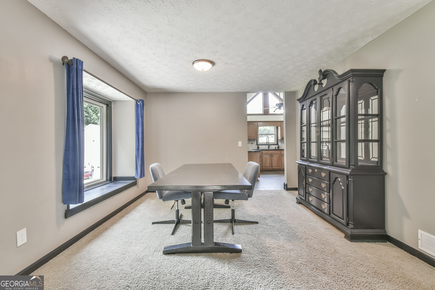 3829 Lamplighter Circle Property Photo 14