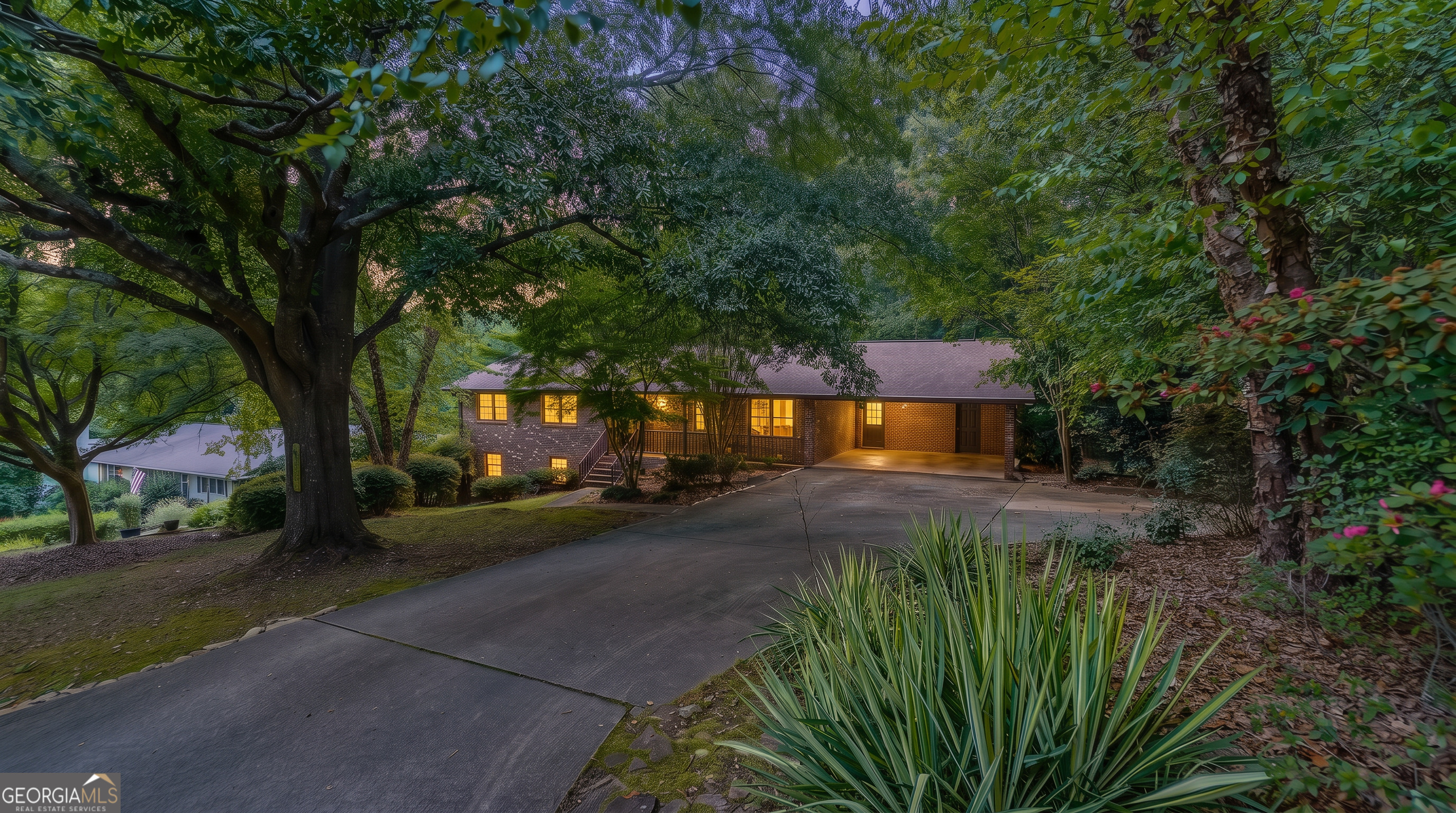 759 Riverhill Drive Property Photo 1