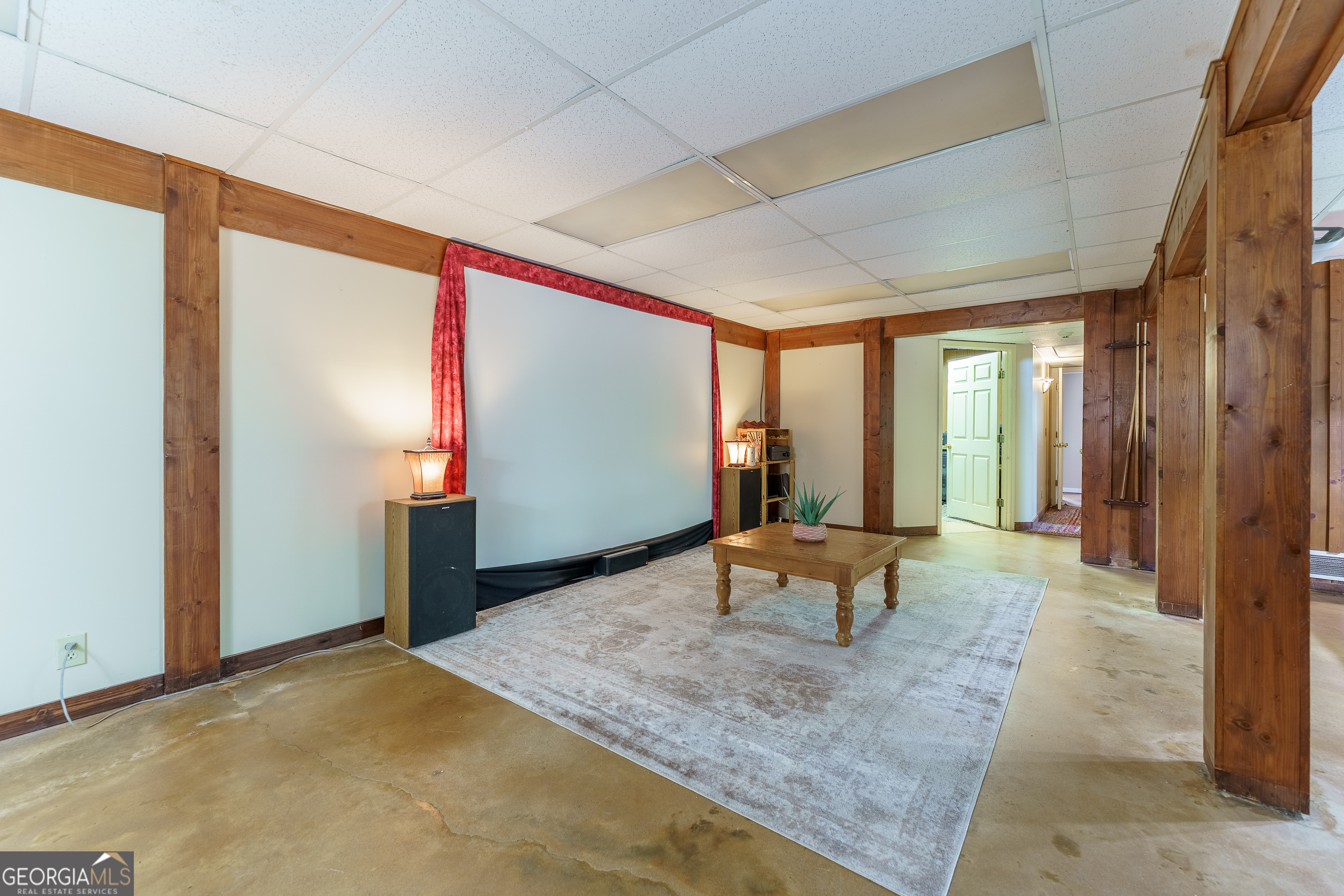 759 Riverhill Drive Property Photo 34