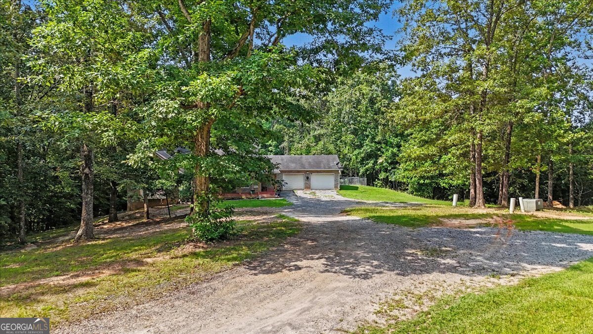 295 Josie Lane Property Photo 4