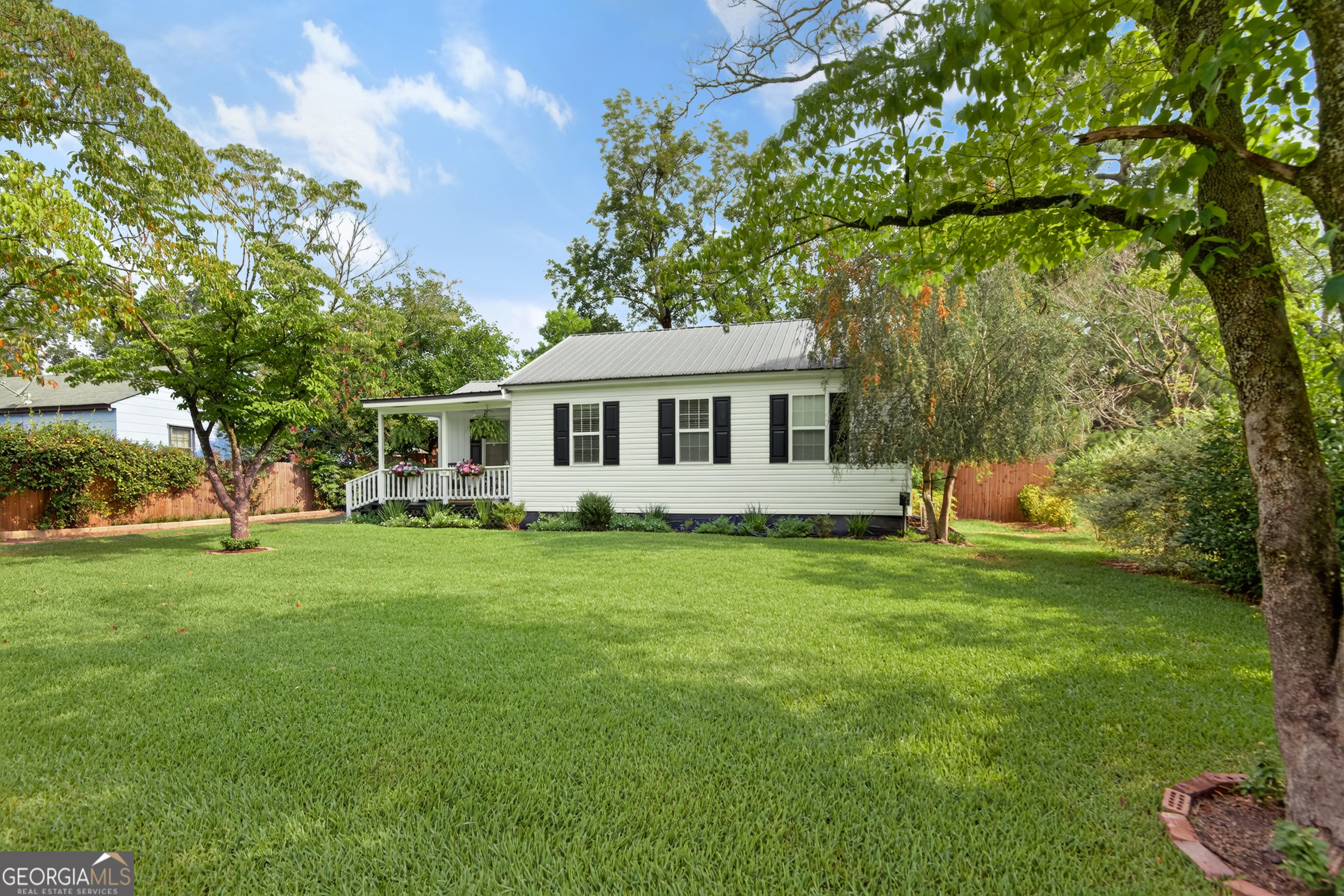 1315 Hill Avenue Property Photo 1