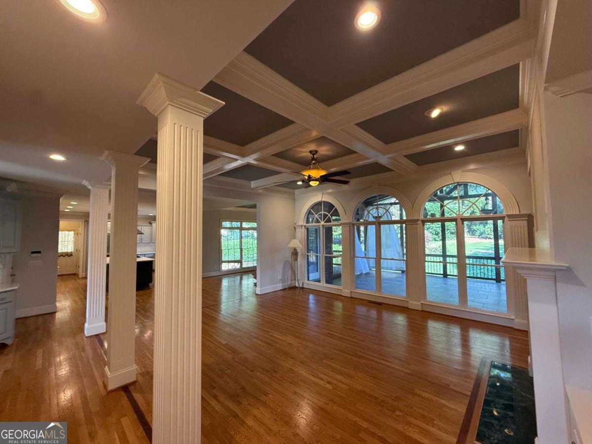 2120 Falling Water Court Property Photo 25