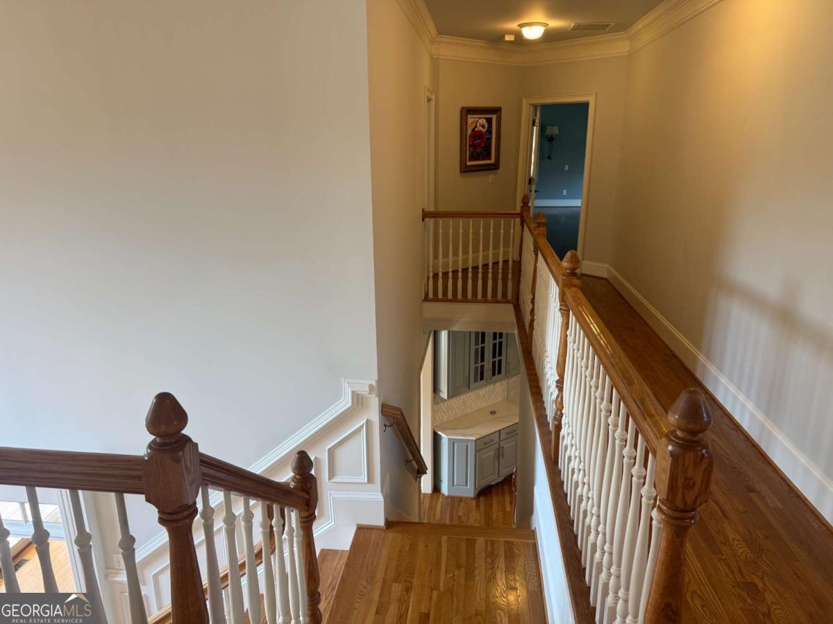 2120 Falling Water Court Property Photo 28