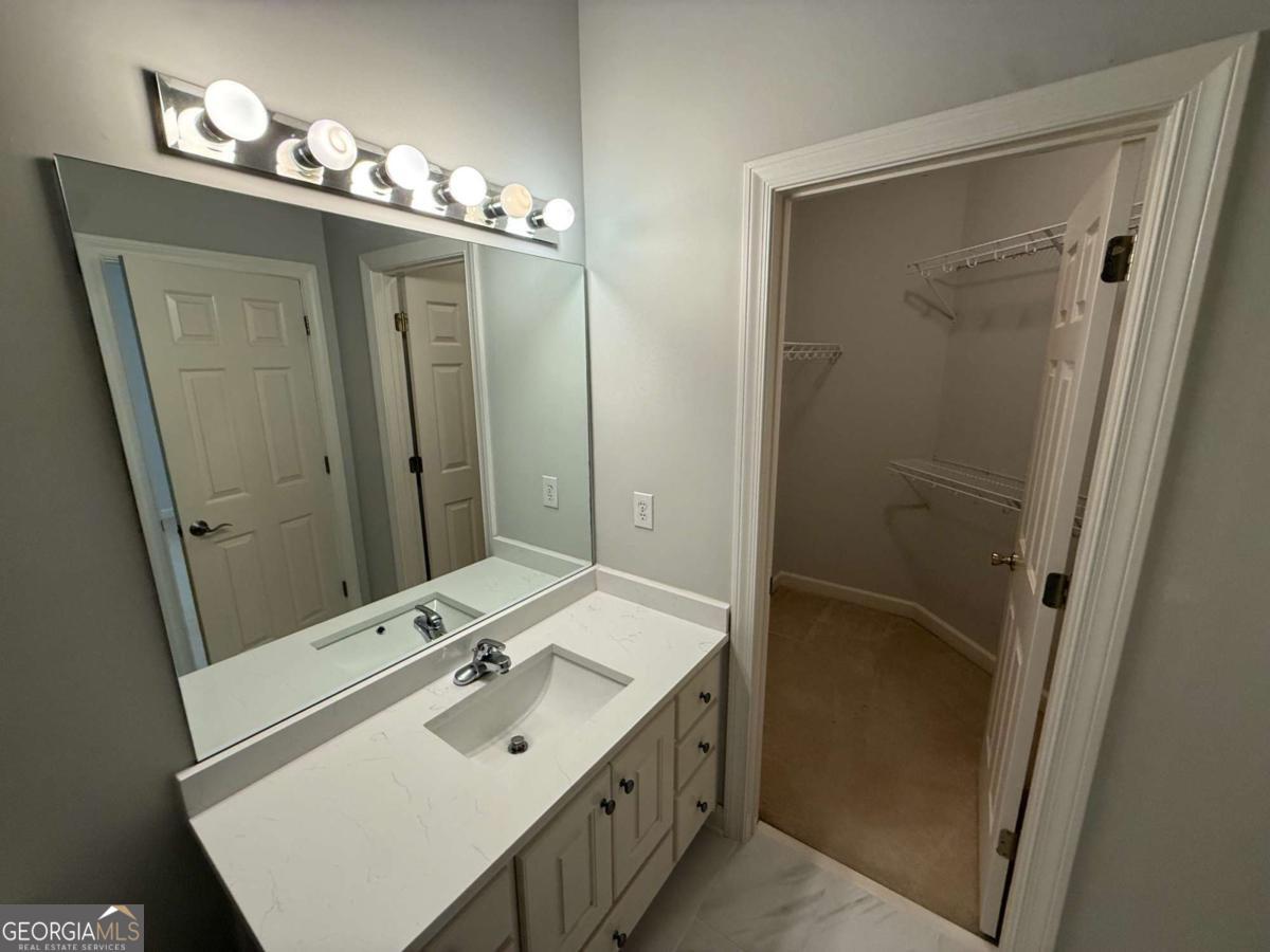 2120 Falling Water Court Property Photo 51
