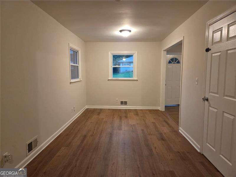 4609 Puckett Street Property Photo 4
