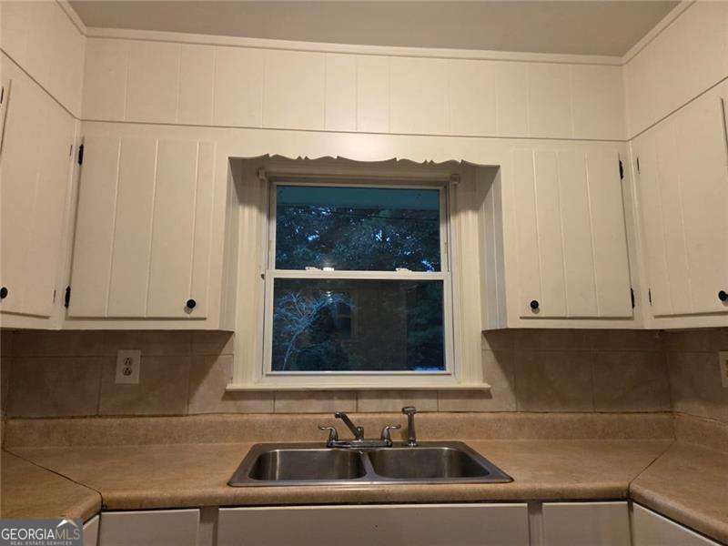 4609 Puckett Street Property Photo 5