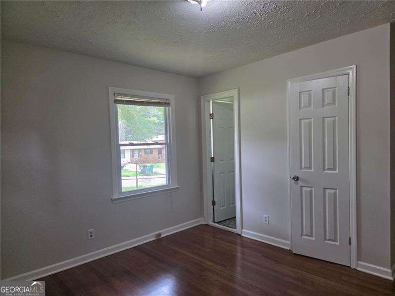 4609 Puckett Street Property Photo 6