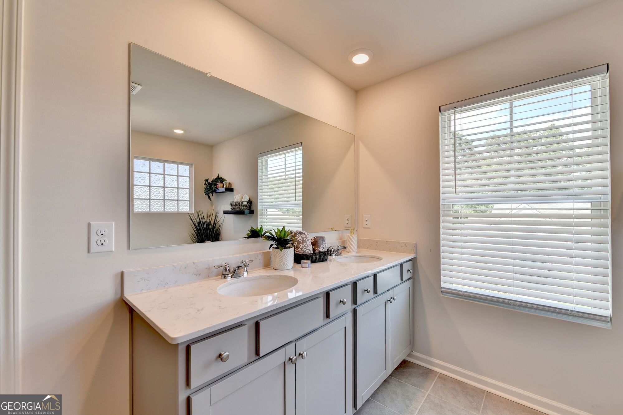 4027 Peregrine Way Property Photo 44