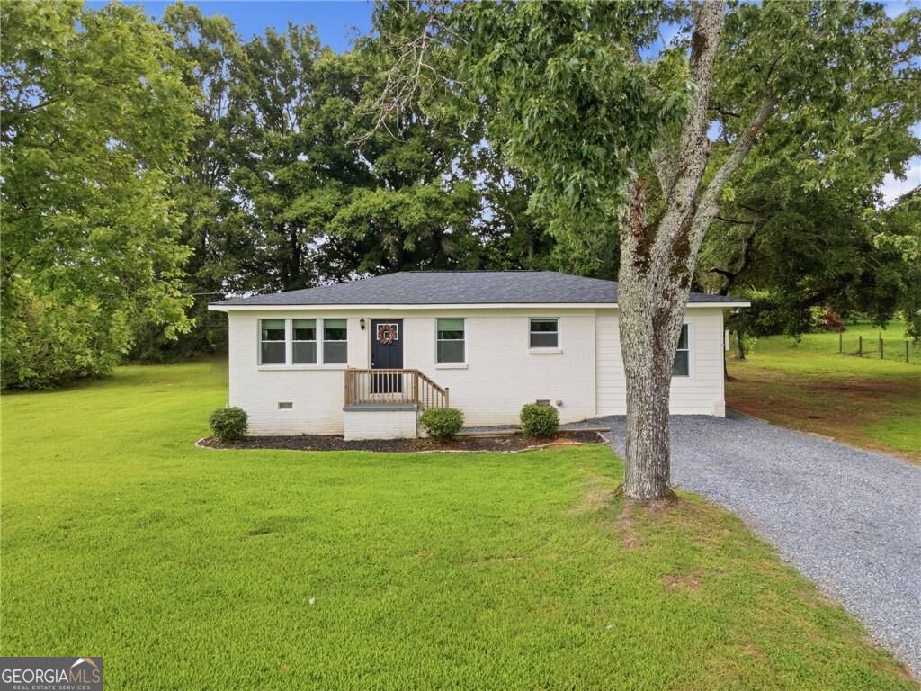 2398 Hall Station Road Nw Property Photo 1