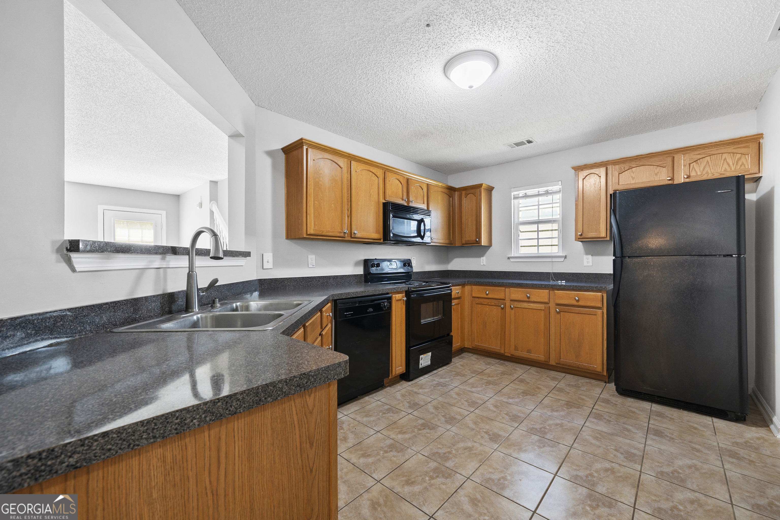 1883 Simmons Lane Property Photo 10