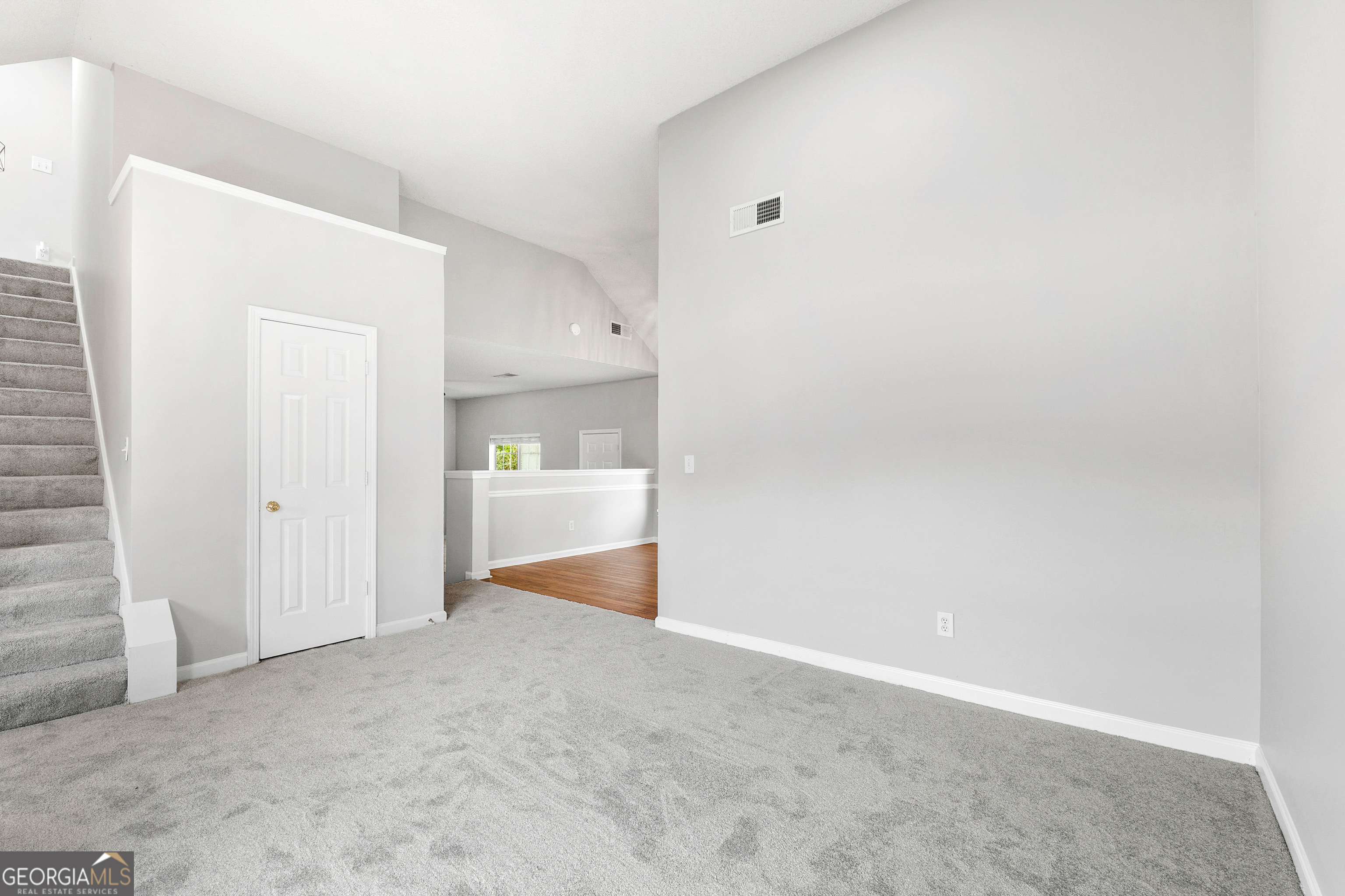 3129 Stonebridge Creek Drive Property Photo 6