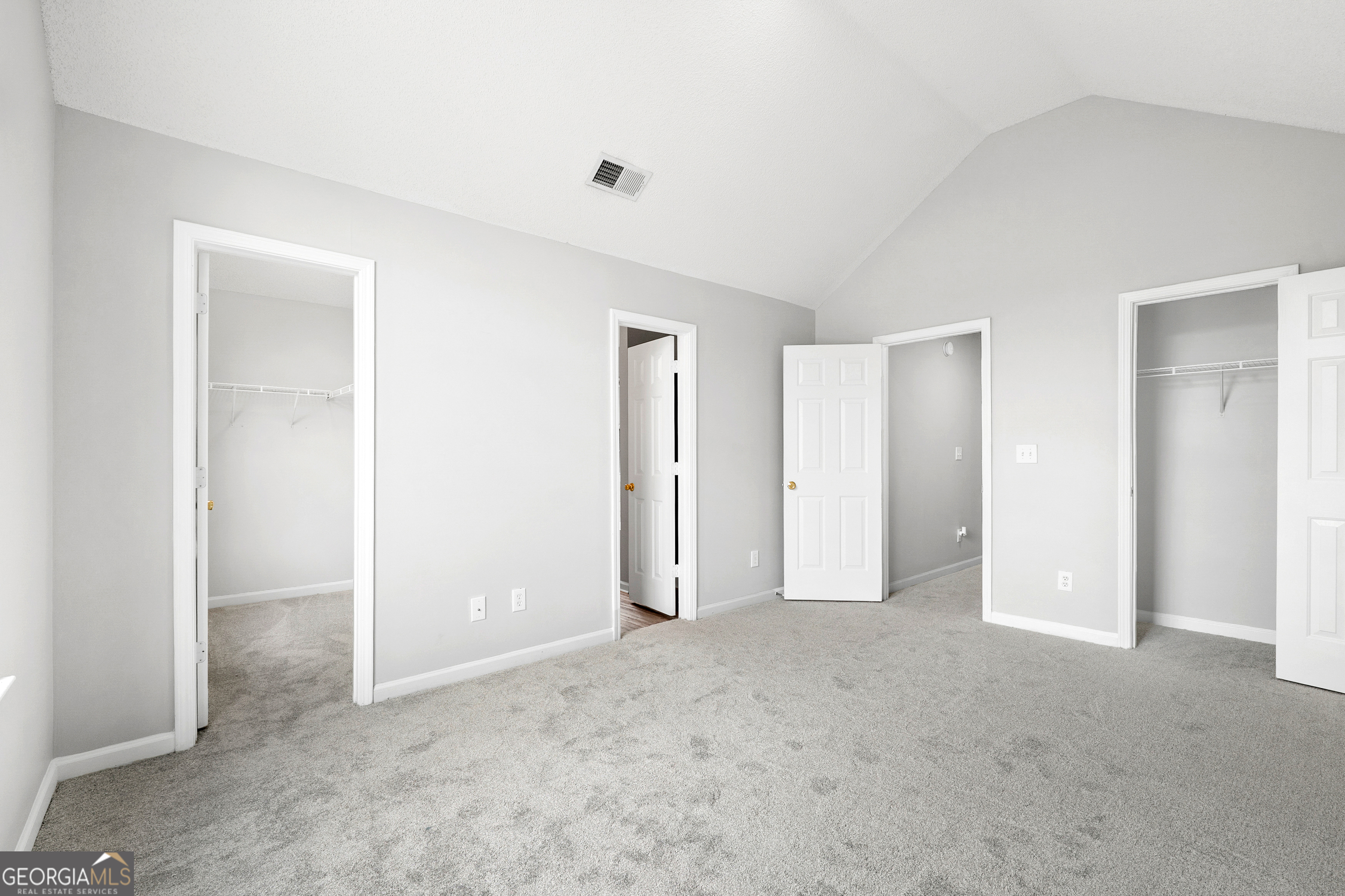 3129 Stonebridge Creek Drive Property Photo 18