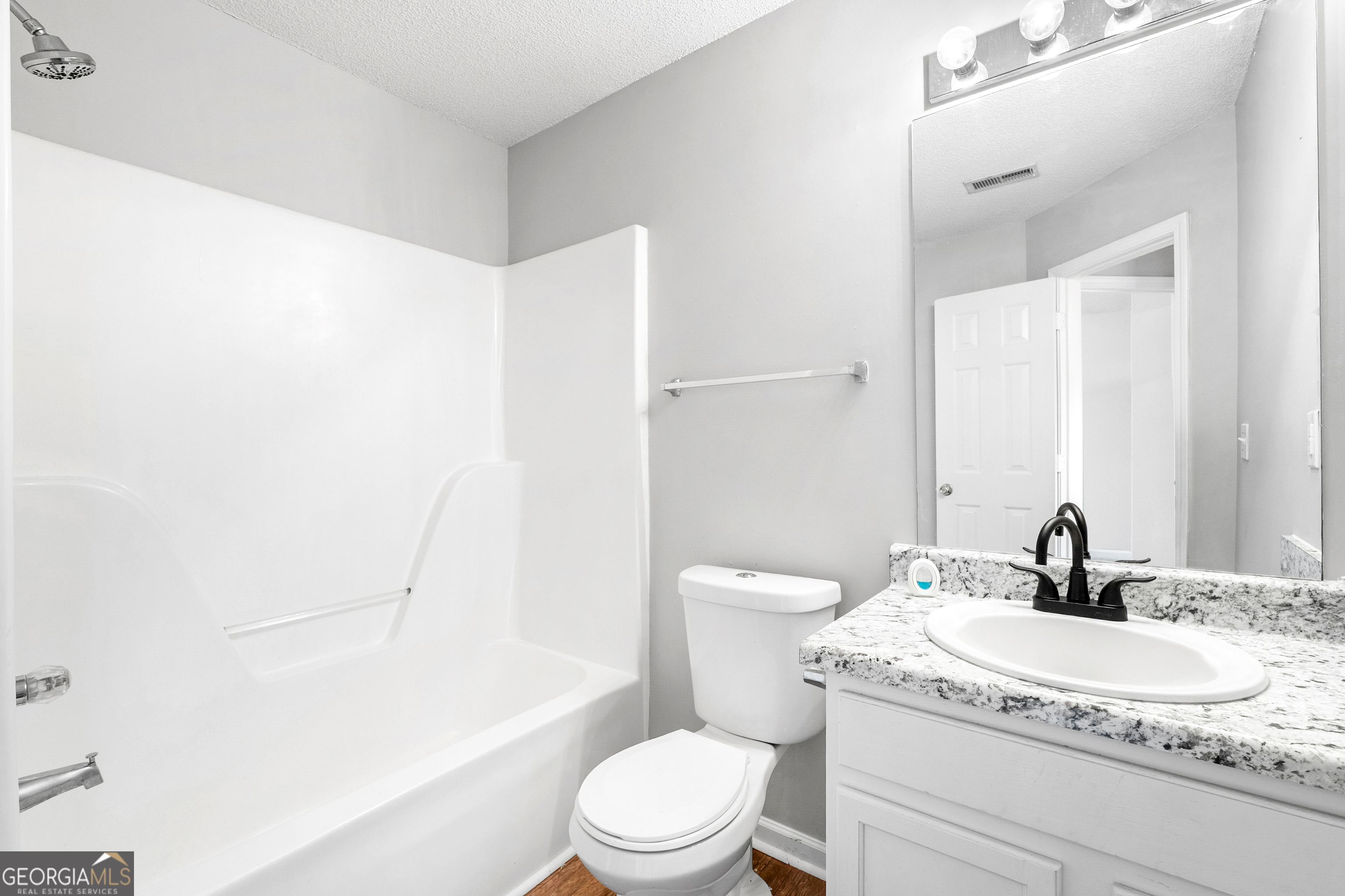 3129 Stonebridge Creek Drive Property Photo 25