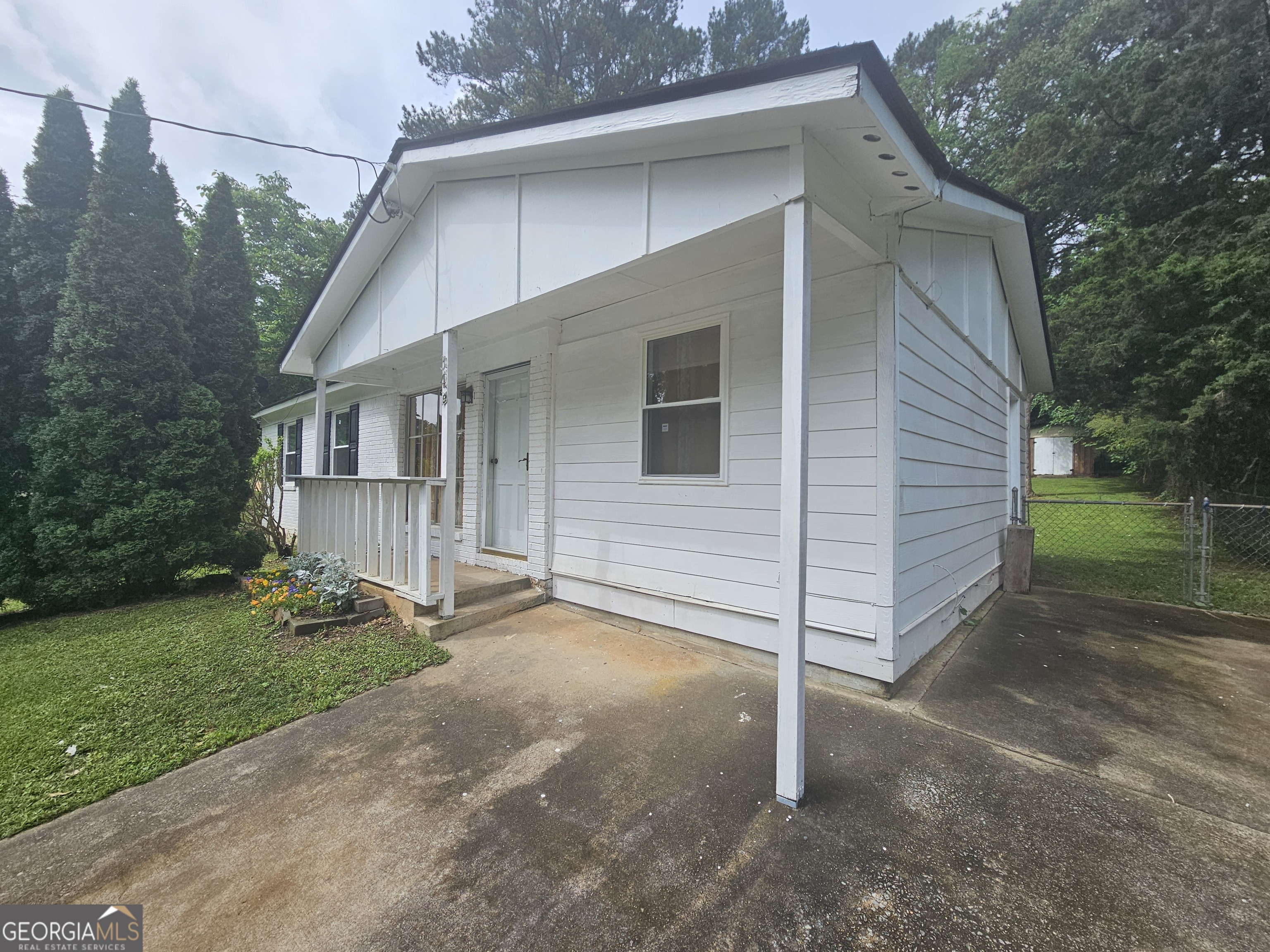 349 Roxbury Drive Property Photo 1