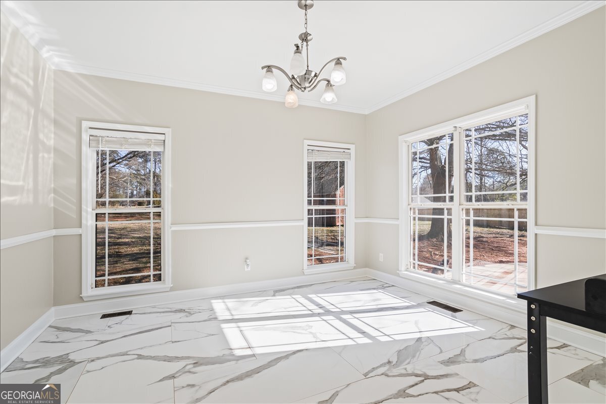 3955 Pucketts Road Property Photo 6