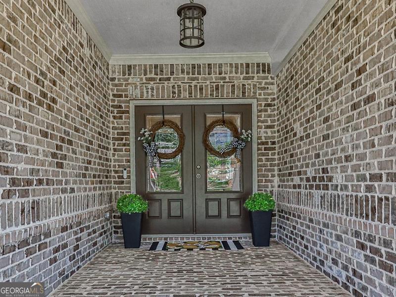 433 Parkbrook Way Property Photo 4